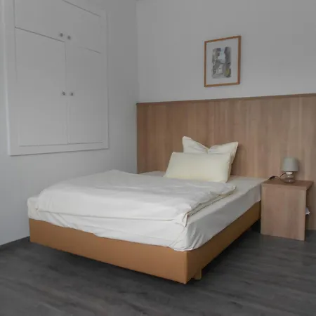 Apartment-pension Schwalbennest Гостевой дом 3*